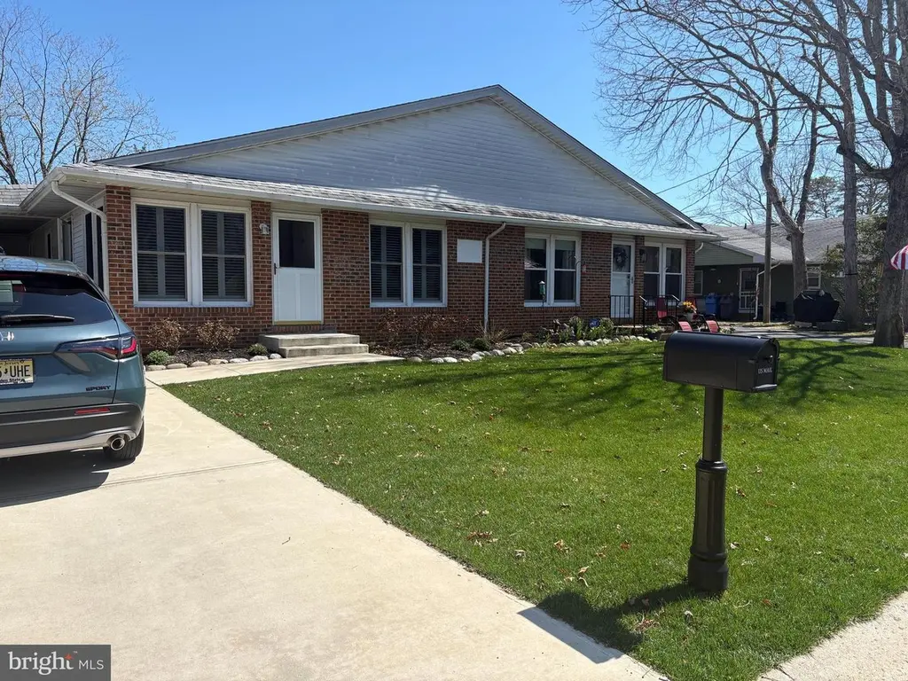 13-B Walnut Rd