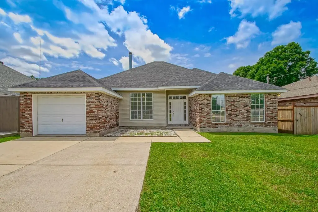 2415 Memorial Park Dr