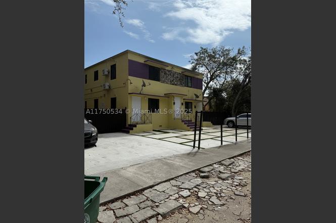 5501 NW Miami Ct