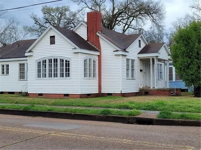 2203 Thornton Ct