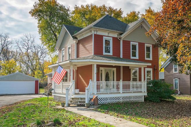 127 Pleasant St