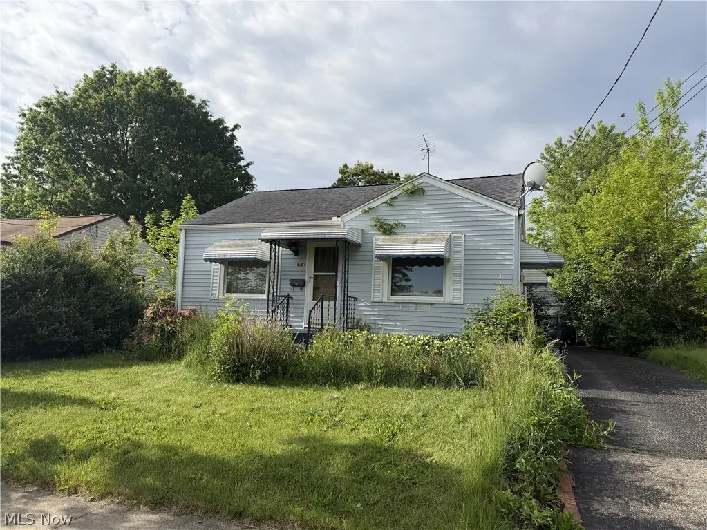 682 Barbara Ave