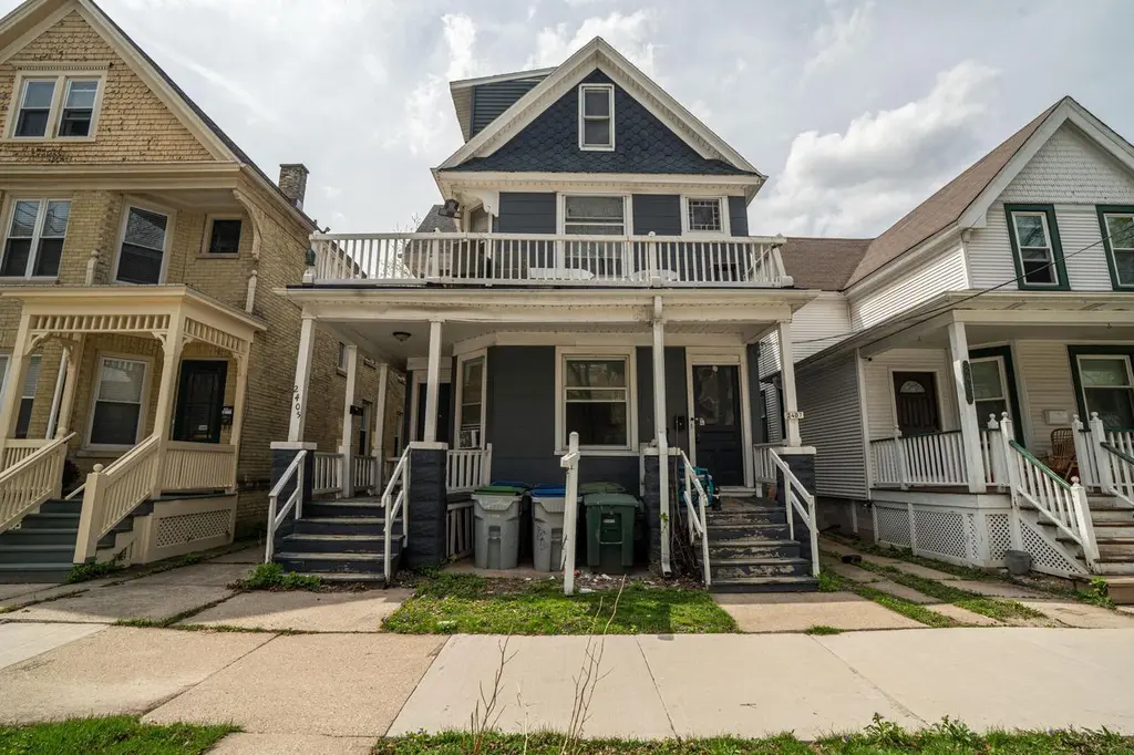 2405 N Frederick Ave #2407