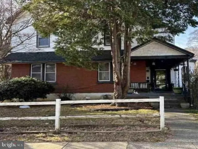 622 Yeadon Ave