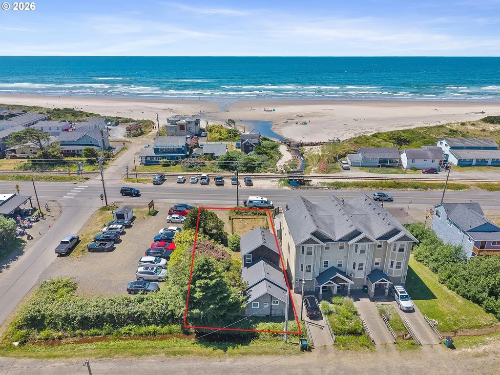 552 Highway 101