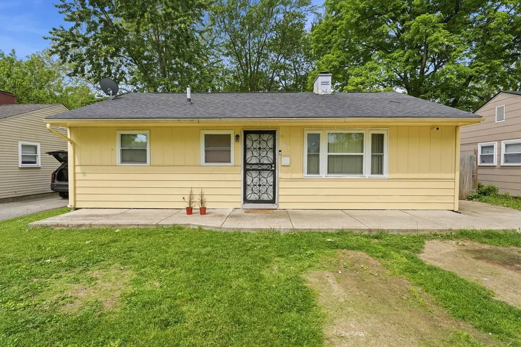 1057 S Hampton Rd
