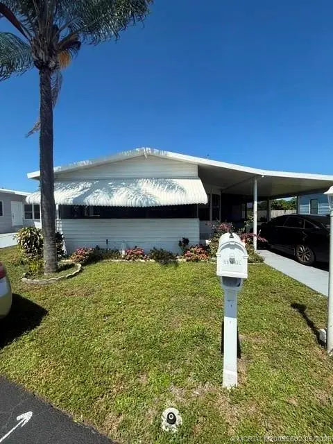 6078 Seashore Dr
