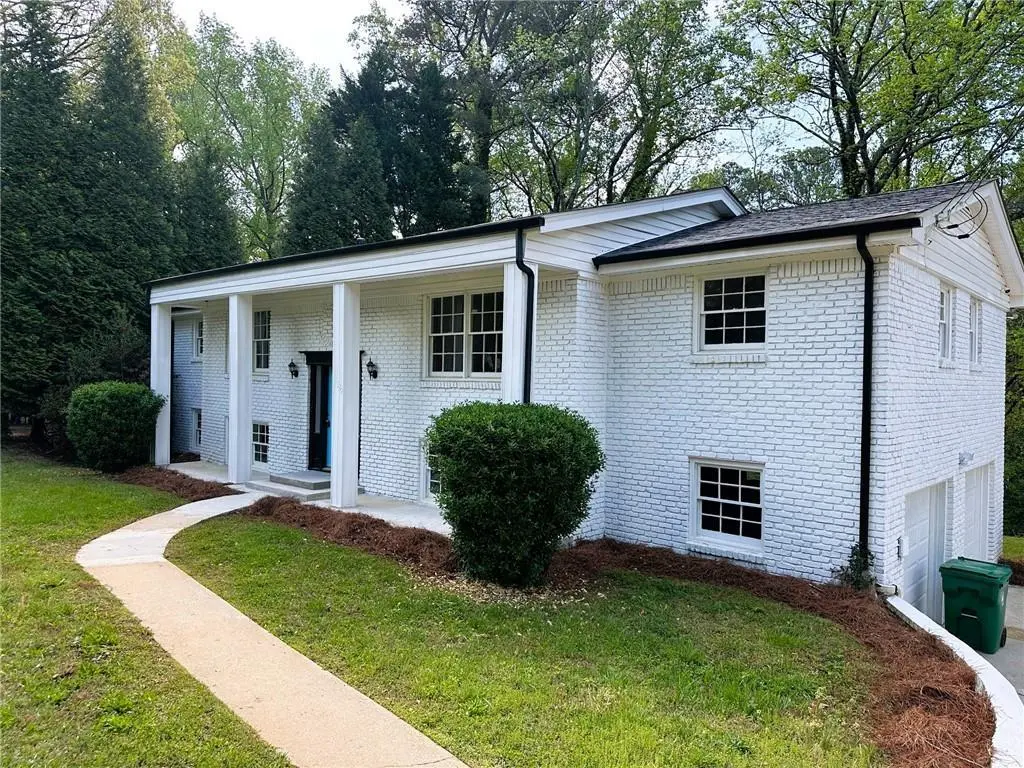 1387 Renee Dr
