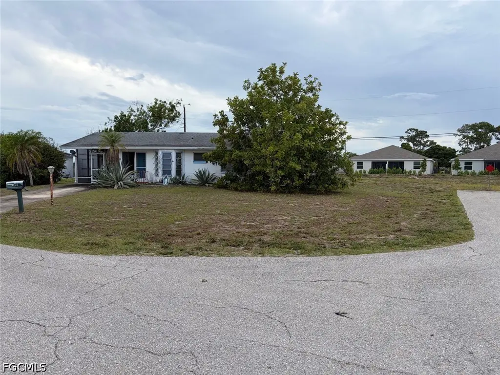 301 Rushmore Ave N