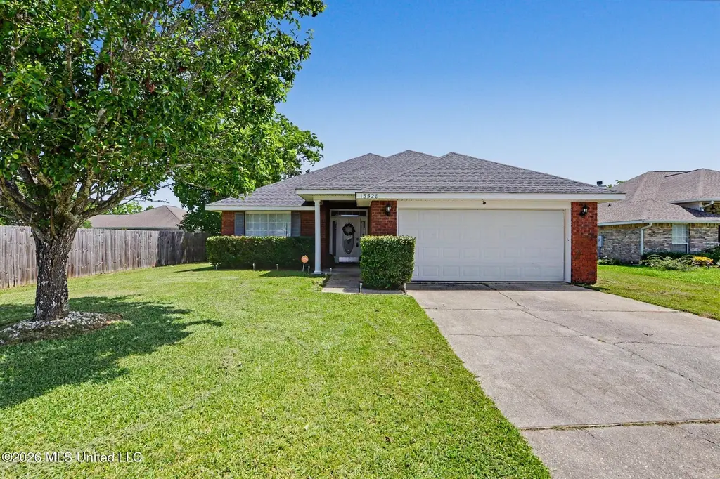 13528 Windrose Cir