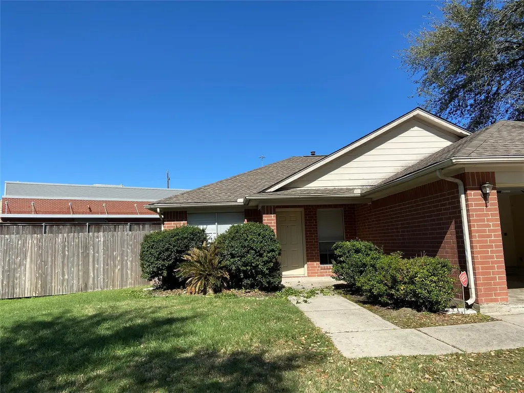 11019 Longtom Ct