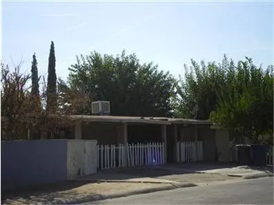 2242 Oleander St