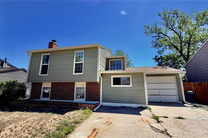 218 Madison Dr