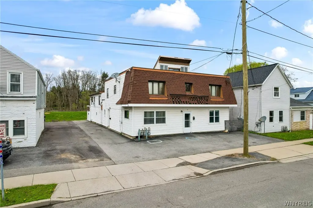 71 Saint John St