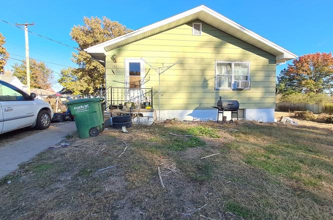 103 E South St