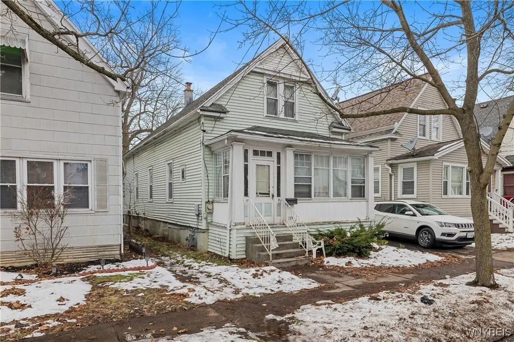 136 Humason Ave