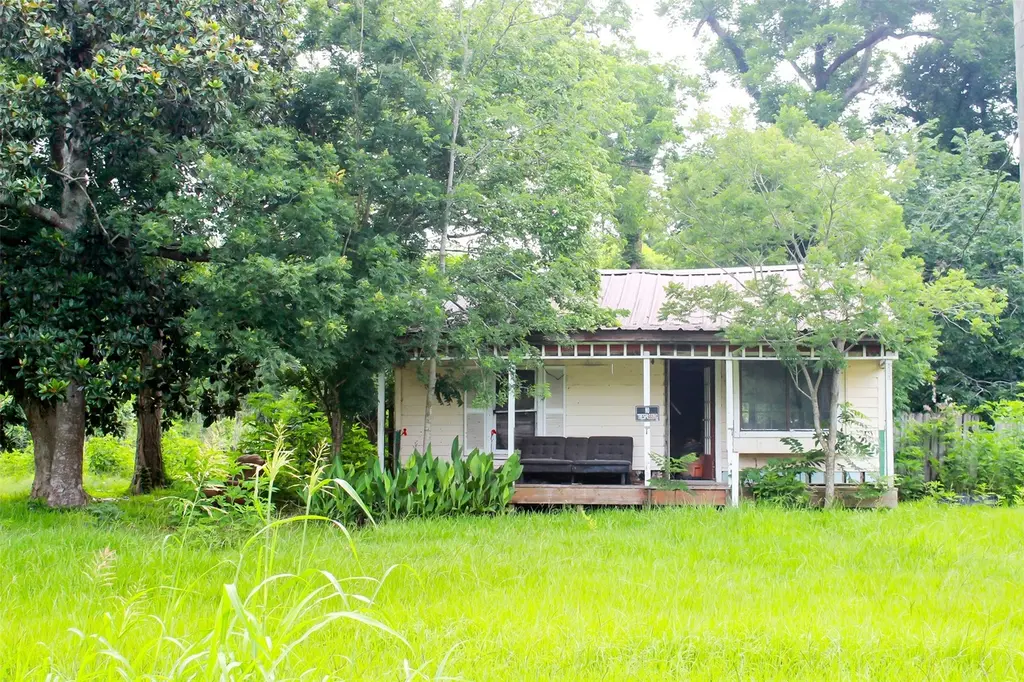 120 Creekside Dr