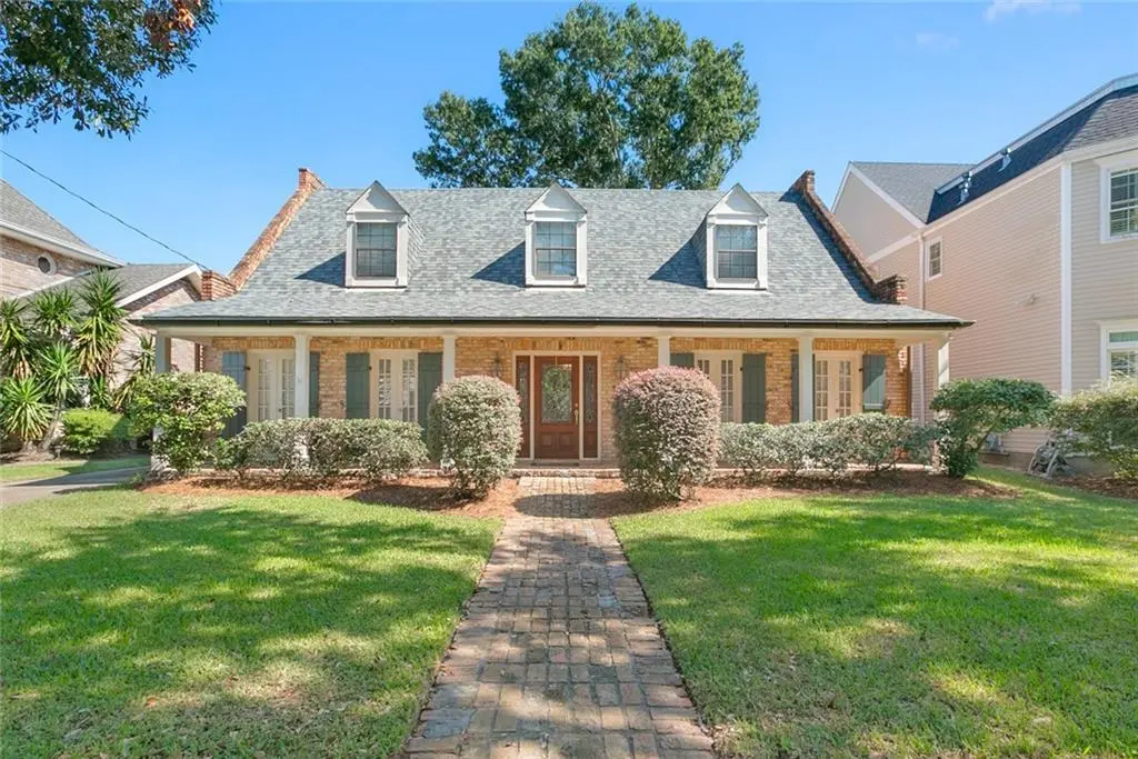 5433 Shamrops Dr