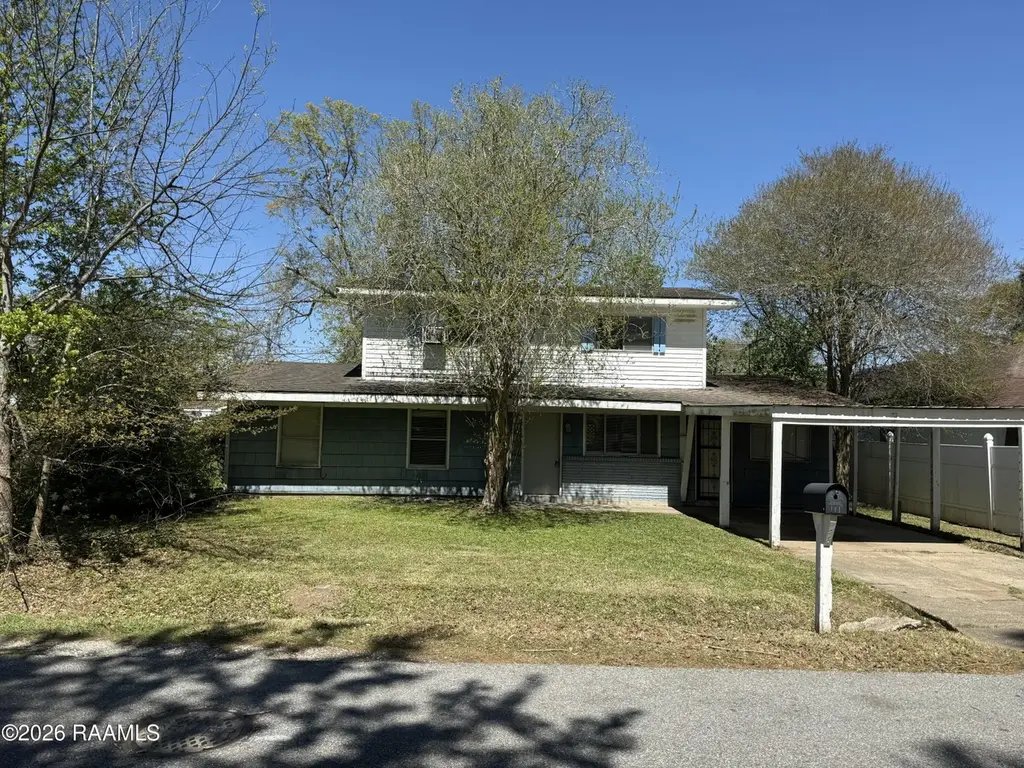 111 Racine Dr