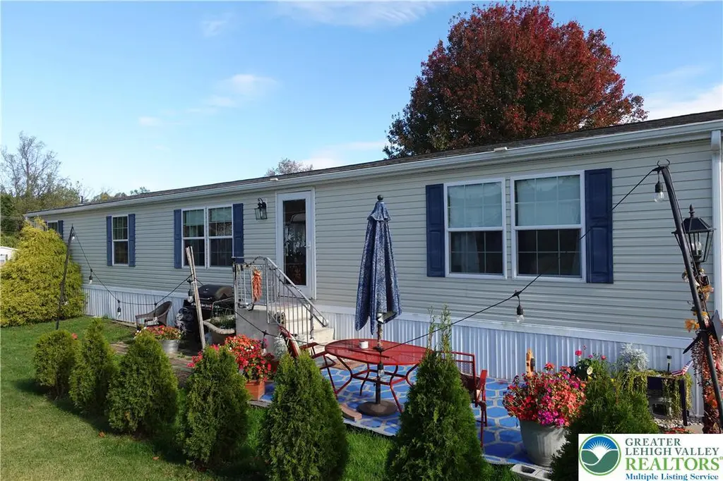 59 Mansfield Dr