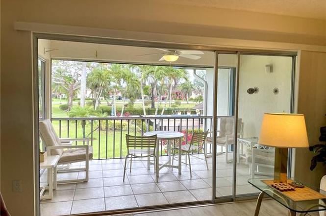 325 Charlemagne Blvd Unit B207