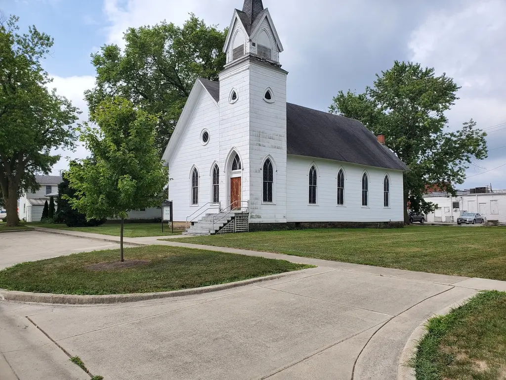 116 N Main St