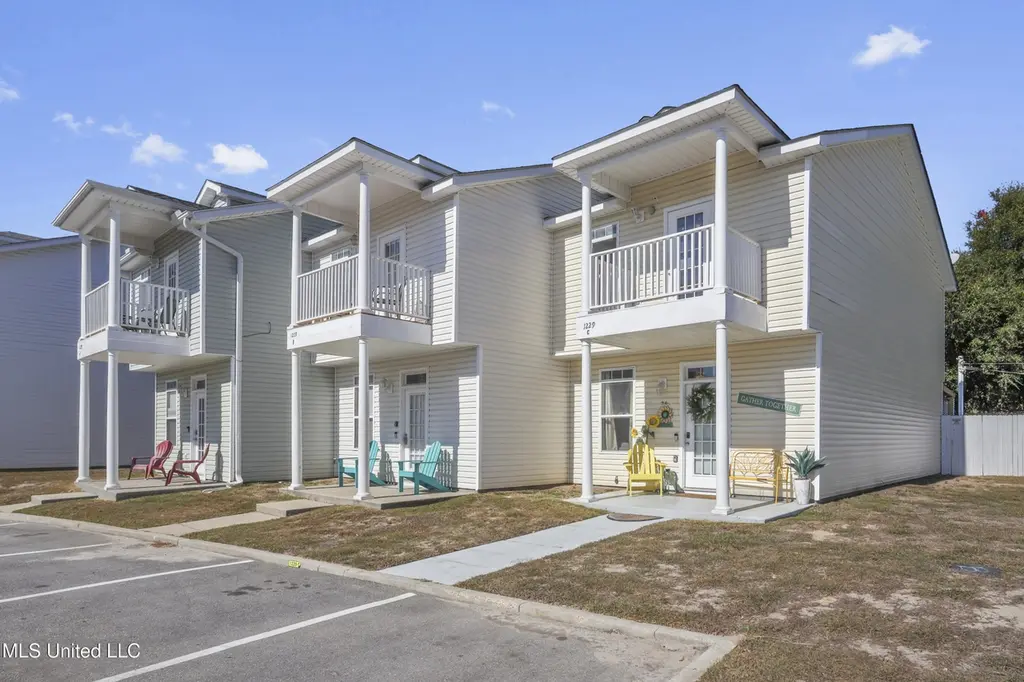 1229 Century Oaks Dr Unit C