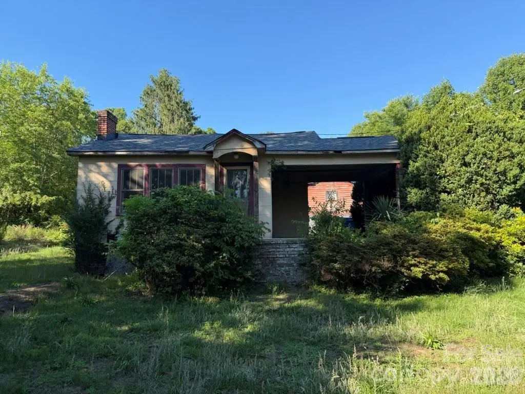 3370 Rocky Rd