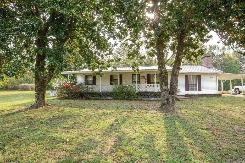 3028 Hwy 291 N