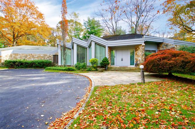 7 Pin Oak Ct