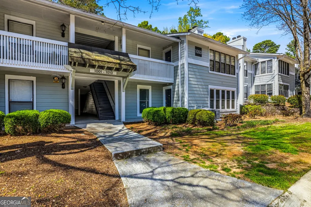 1003 Summit North Dr NE