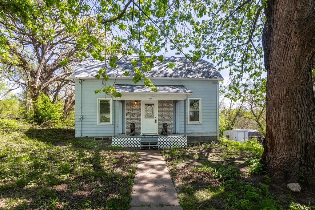 1417 Belle Ave