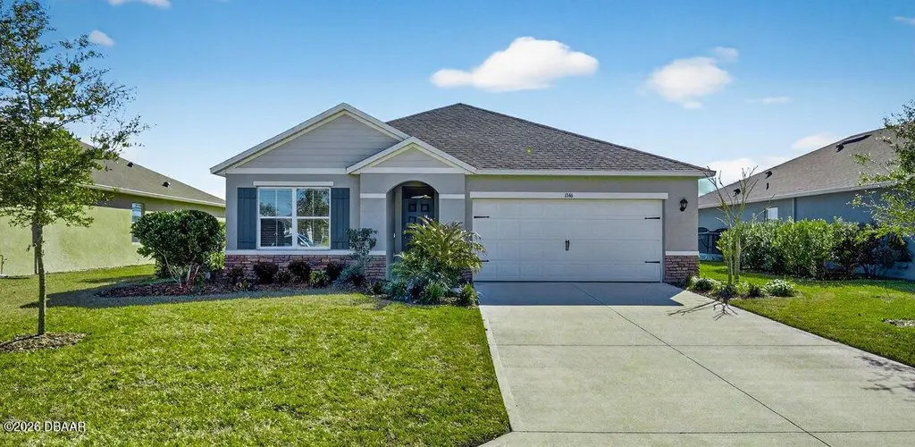 1346 Middle Lake Dr
