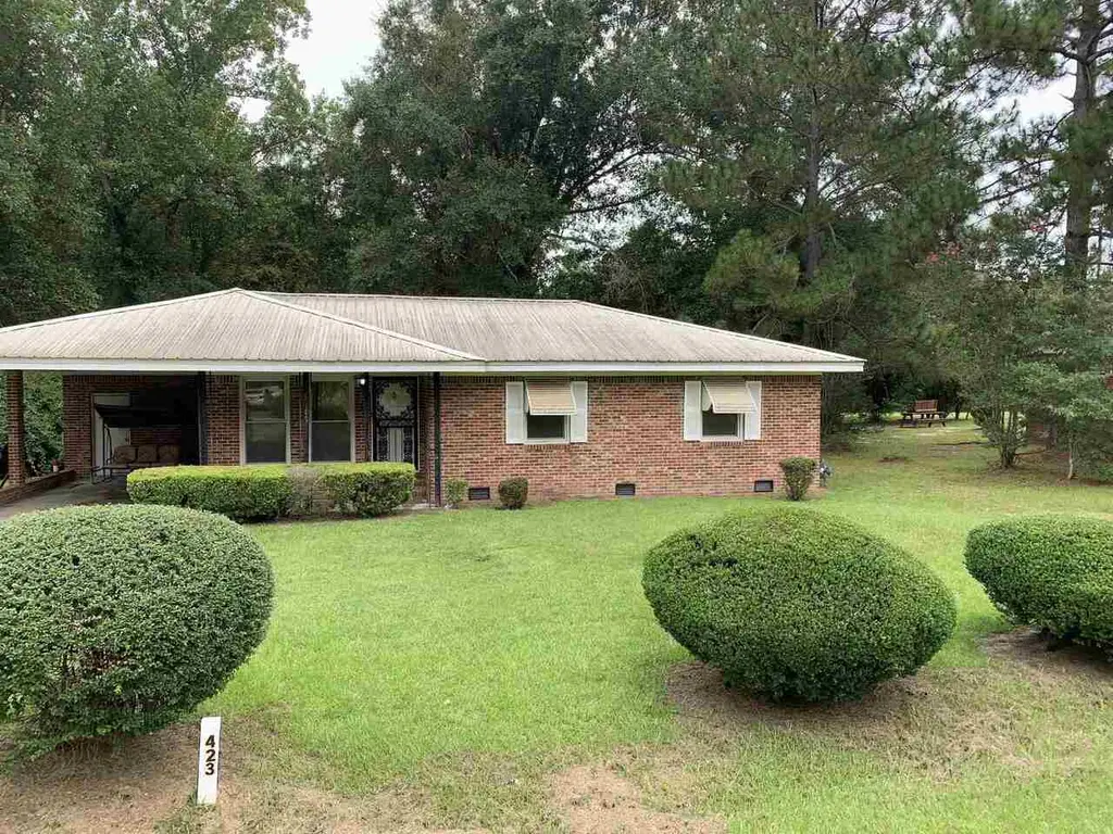 423 William Rountree St