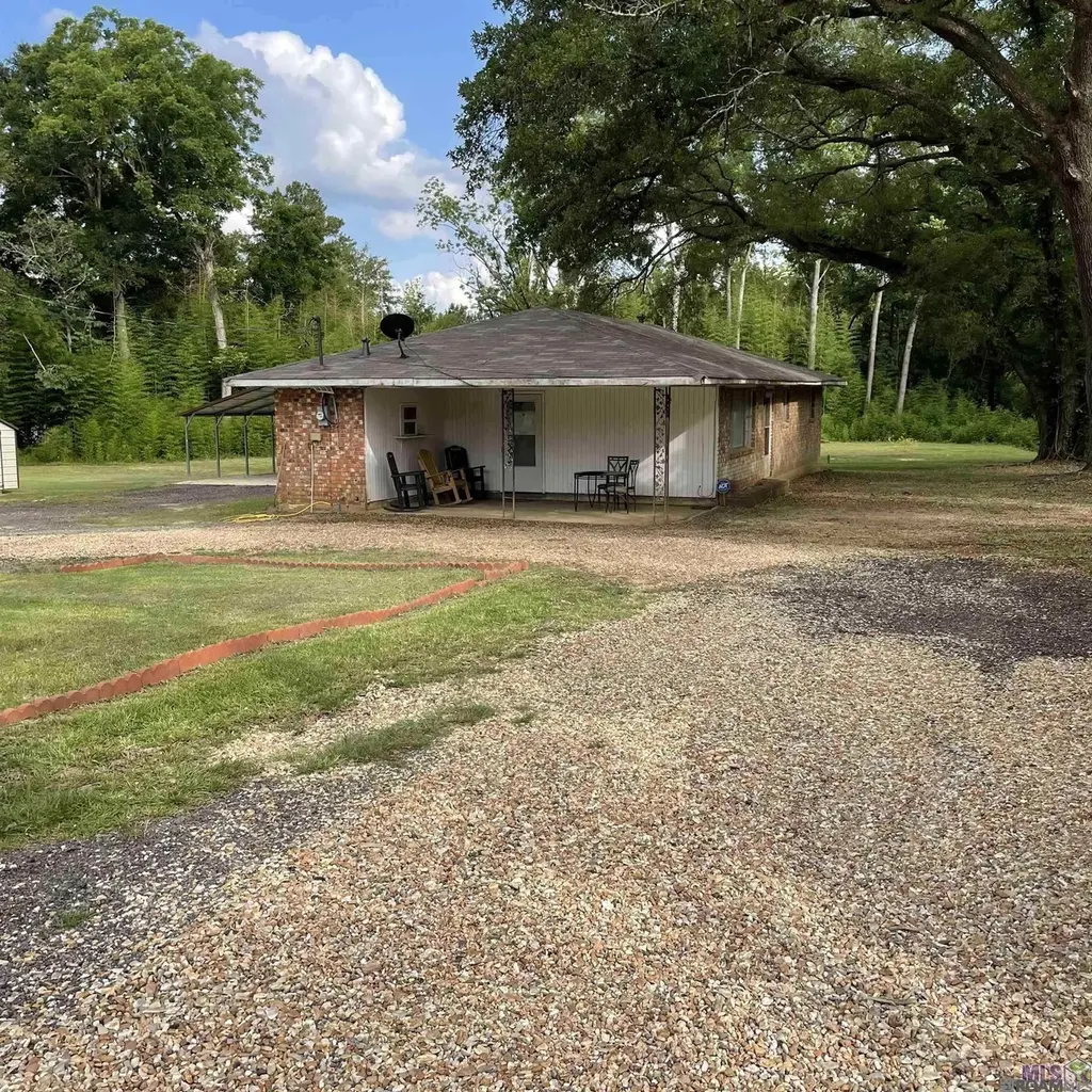 2232 Hatfield Ln