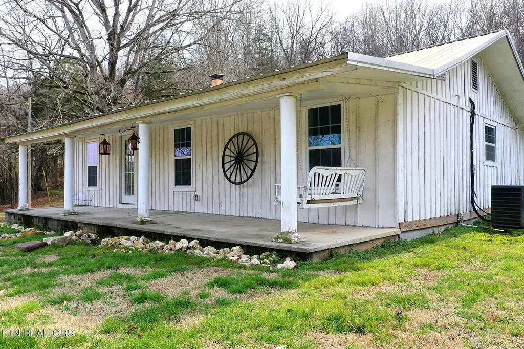 301 Gage Rd