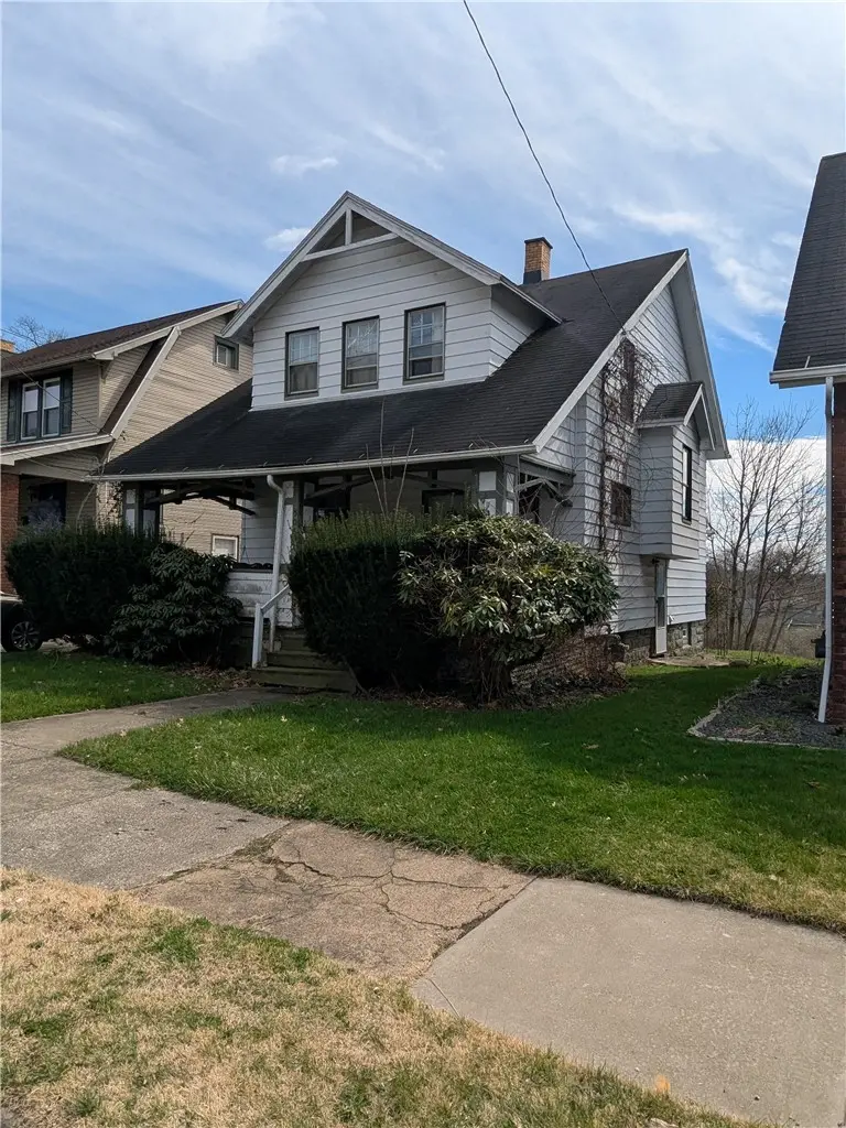 506 E Moody Ave