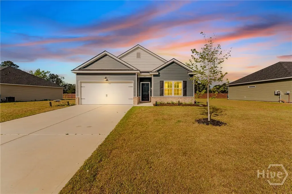 203 Glick Way