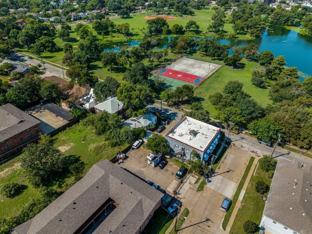 732 Blaylock Dr