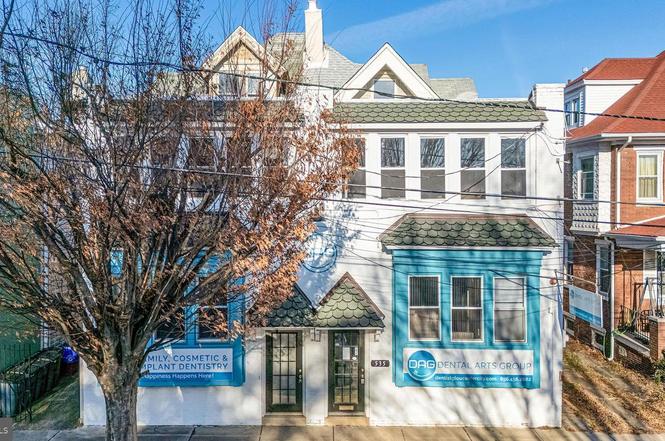 535 Monmouth St
