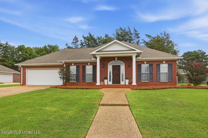 406 Pecan Cir
