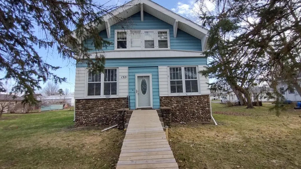 132 Lulu Avenue Ave E