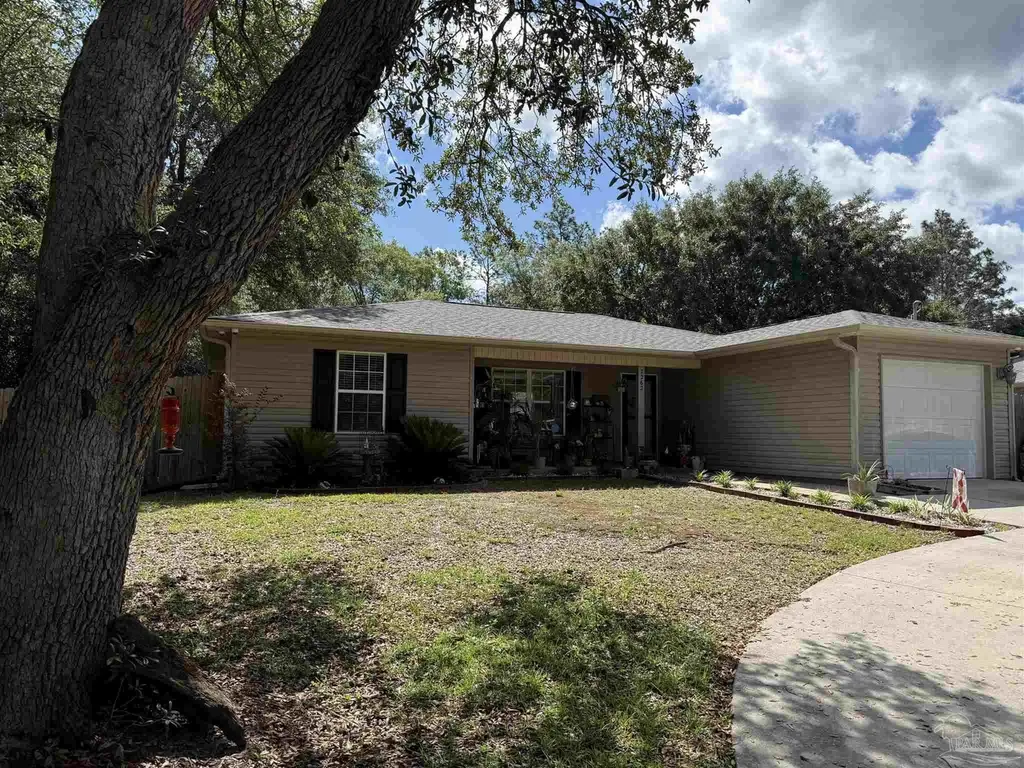 7262 Birdie Ln