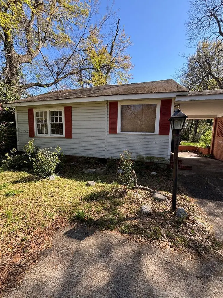 144 Mill Rd