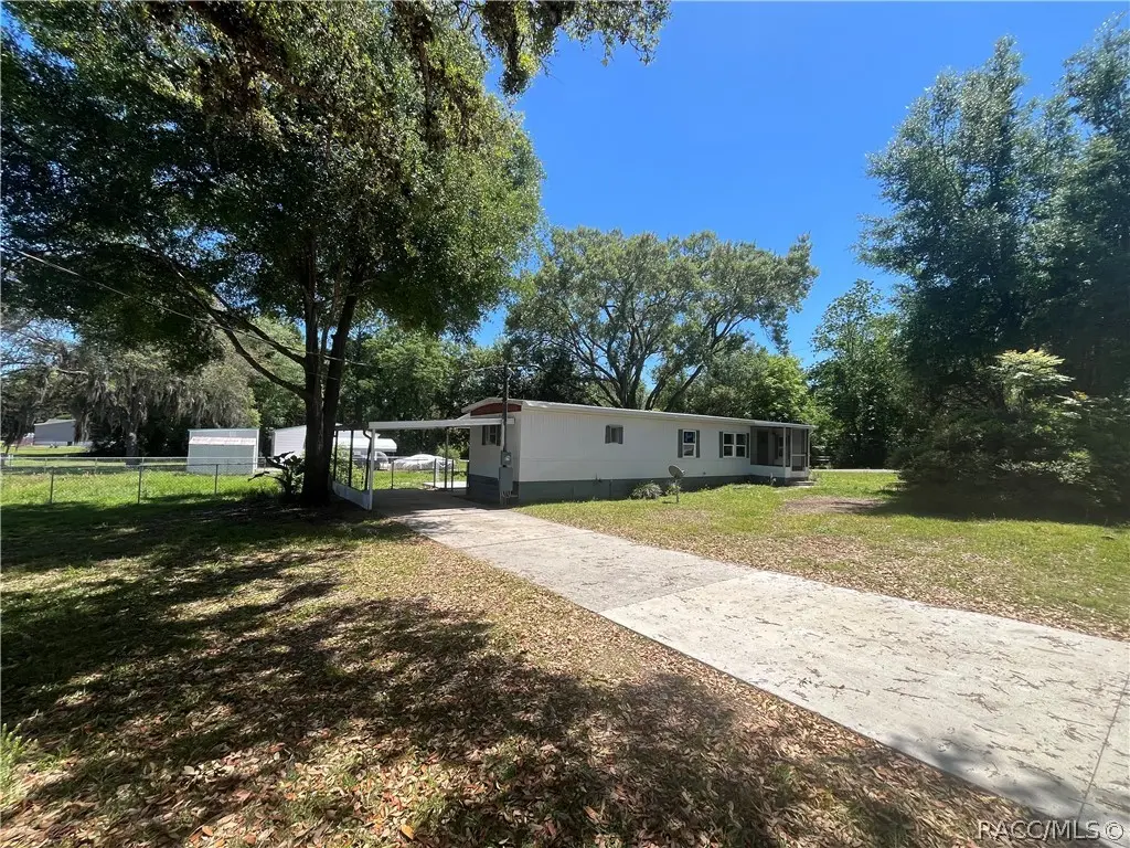 85 N Saturn Ave