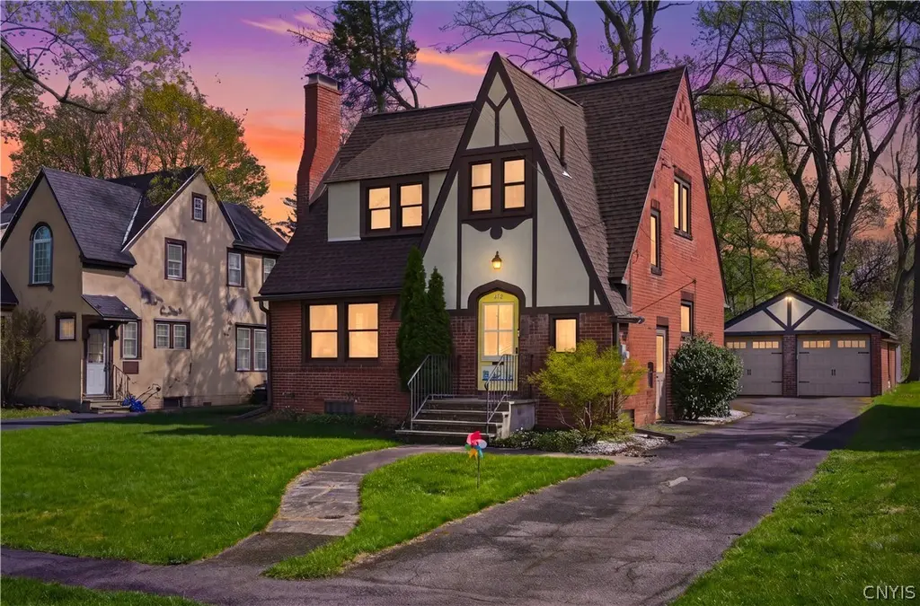 514 Fayette Blvd