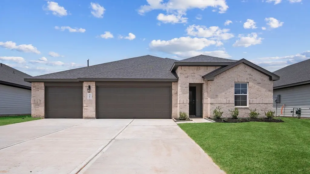 6602 Kingfisher Ln