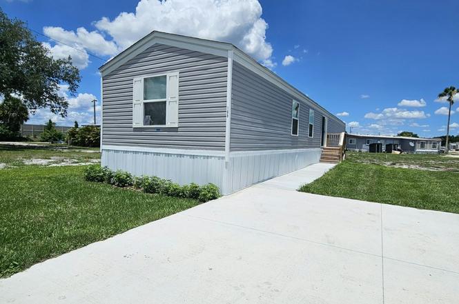 1082 Myakka Drive Plan