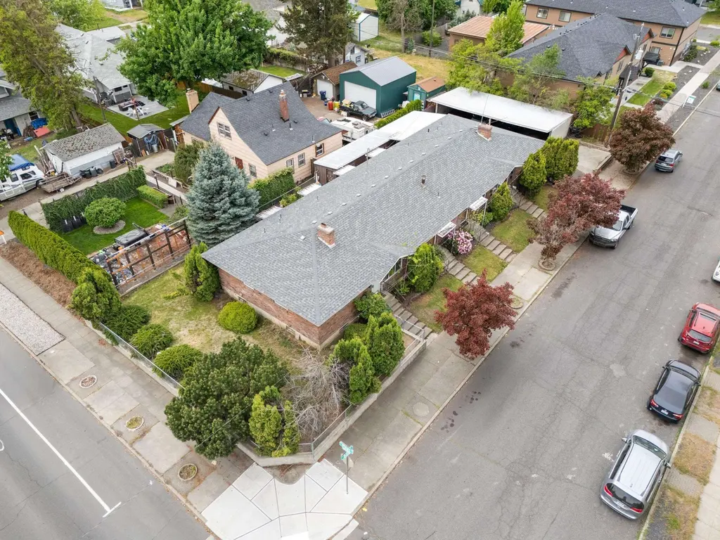 805 W Alice Ave