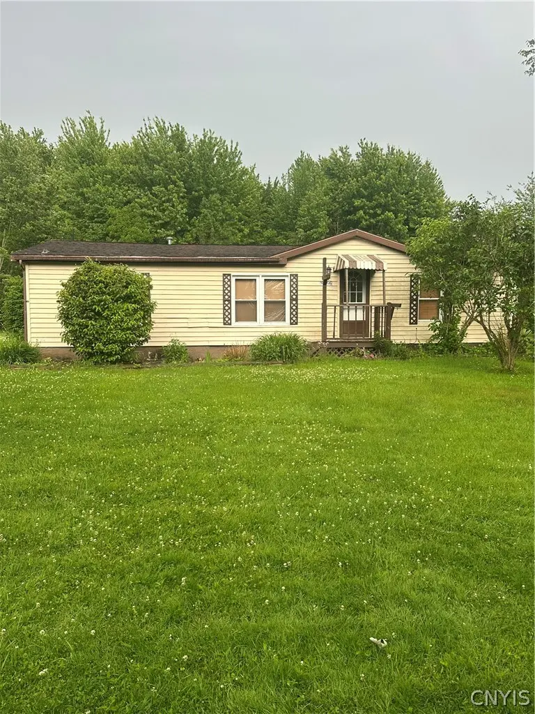8966 Lestina Beach Rd